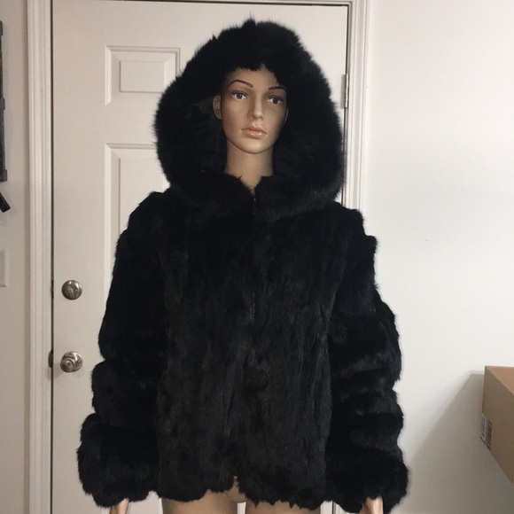 A FINAL PRICE SLASH /Authentic Unisex Fur Coat - Picture 1 of 7